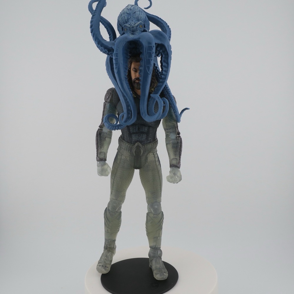 McFarlane Toys DC Multiverse Aquaman Stealth Suit with Topo 7-Inch Action Figure
